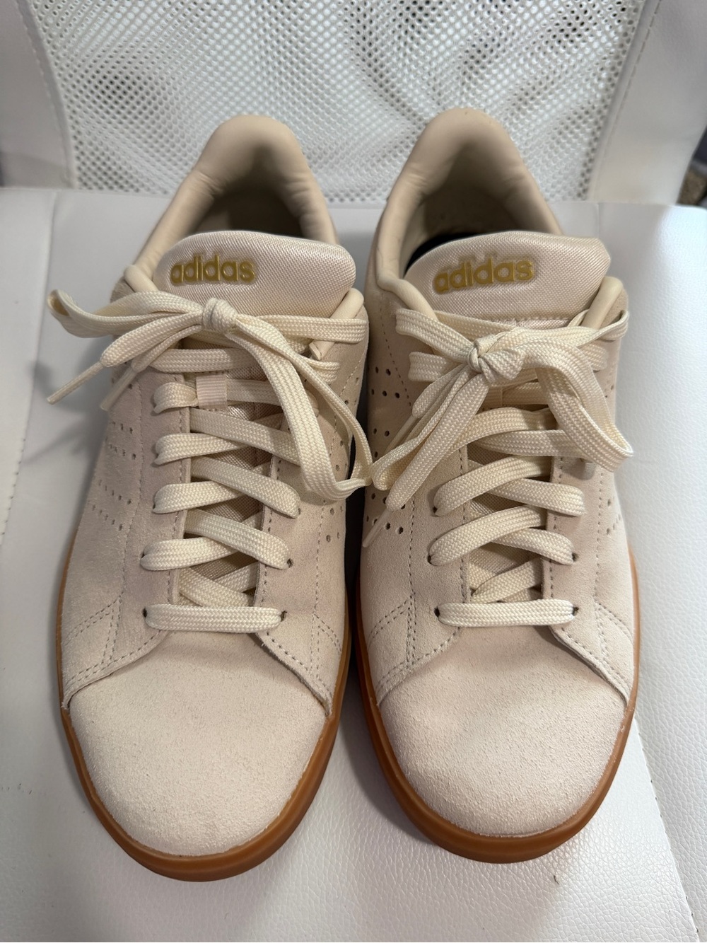 Woman’s Adidas Sneakers Size 8.5